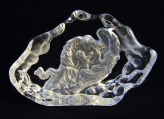 rots beschermengel met kind